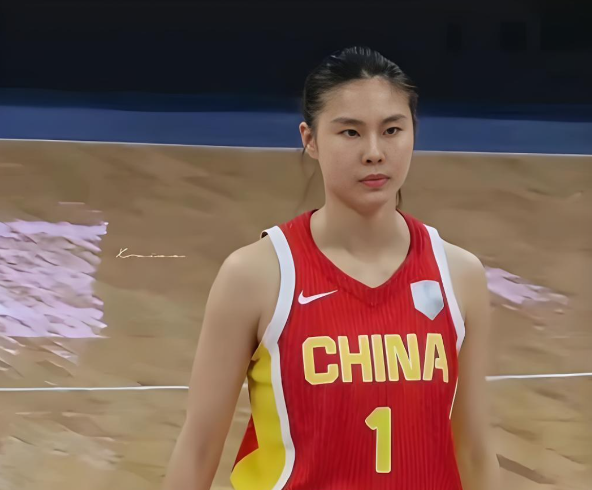 TIANBO-宝刀未老！末节独得9分，帮助女篮赢了捷克 苏群点赞